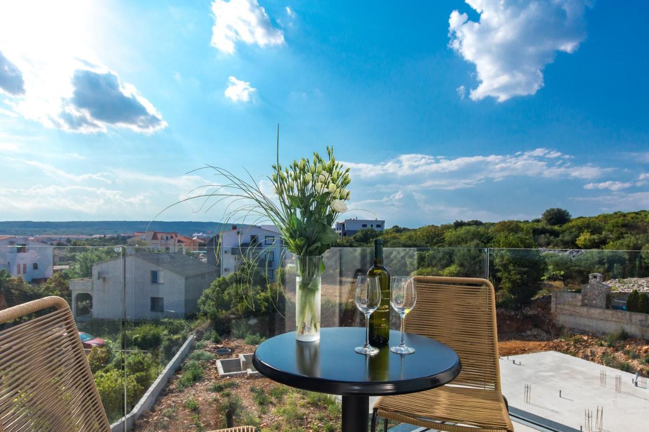 Bed and Breakfast Pansion Leggero Крк Экстерьер фото